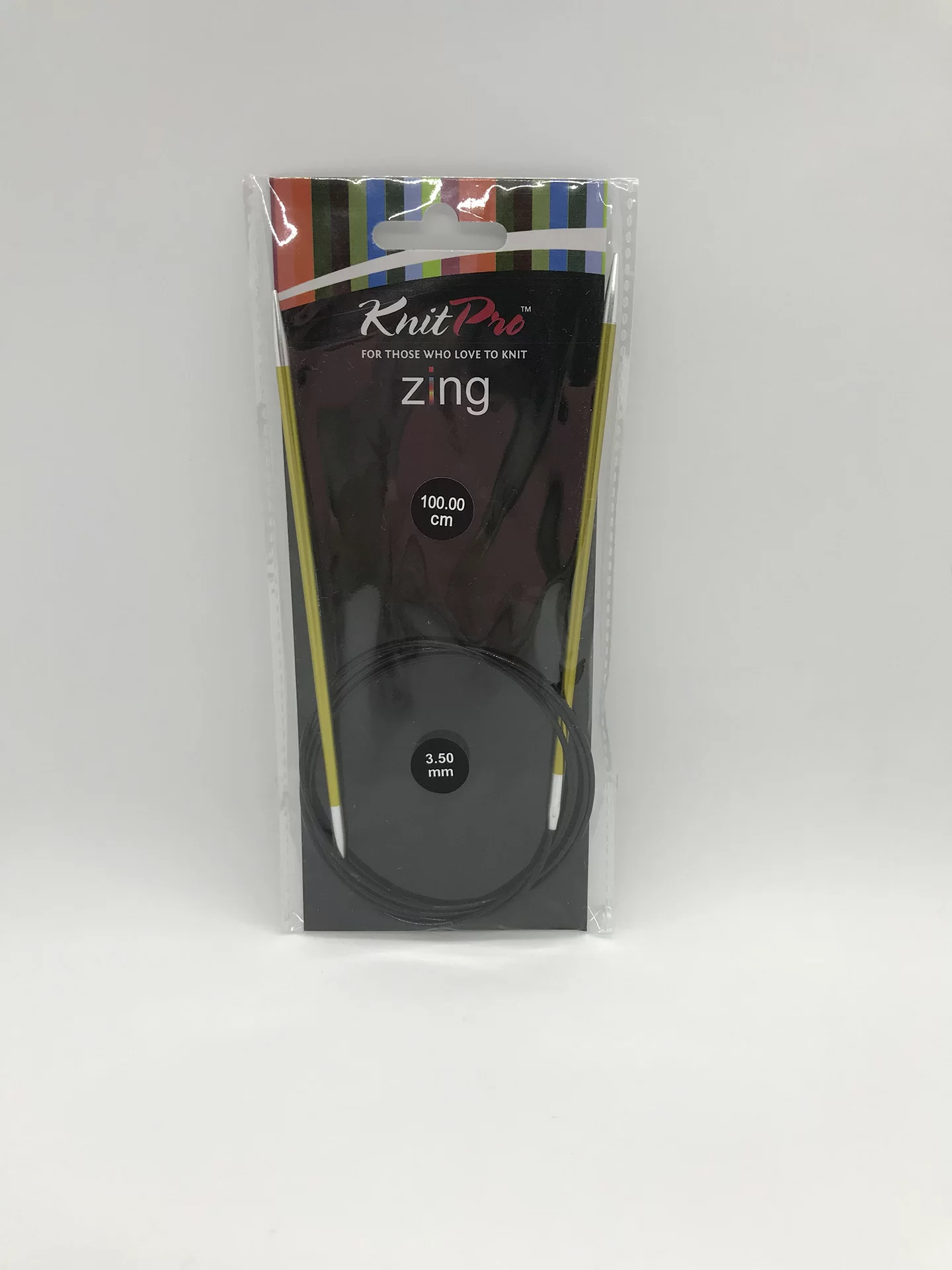 На фото Круговые спицы KnitPro Zing на леске длиной 100 см., 3.5 мм