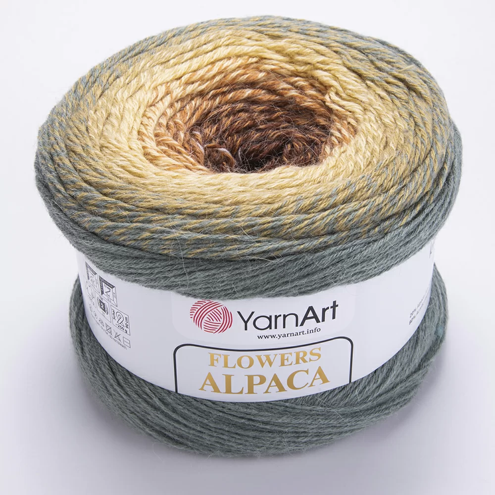 На фото Пряжа Yarnart Flowers Alpaca цвет 416