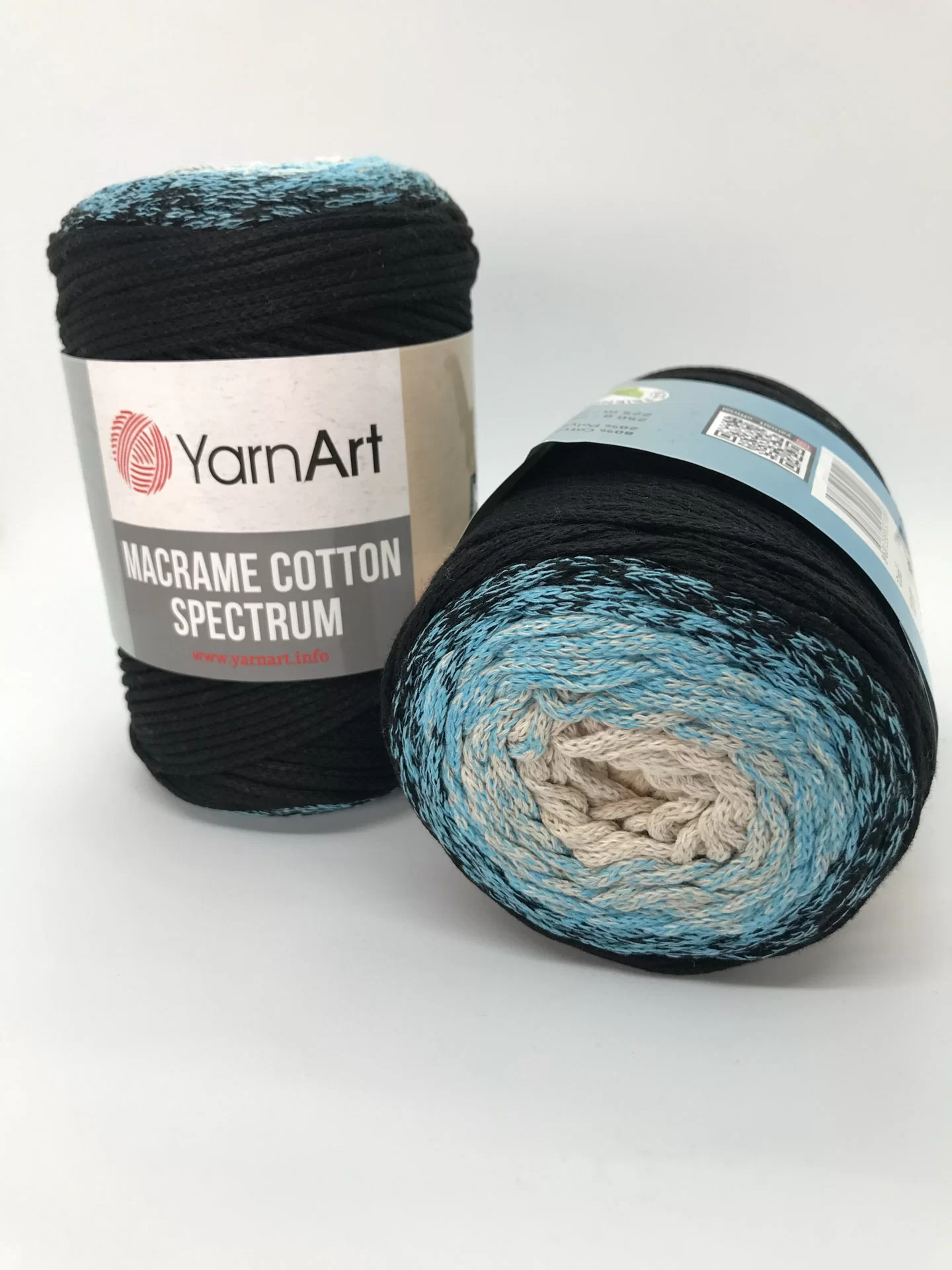 На фото Пряжа YarnArt Macrame Cotton Spectrum цвет 1310